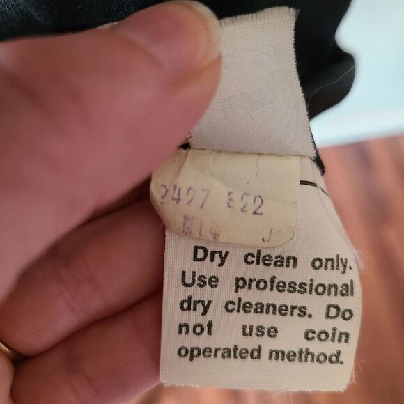 VTG Retro Jacket Womens 14 Black Faux Fur Crop Curly Lamb Coat Mobwife Downtown - Picture 7 of 10